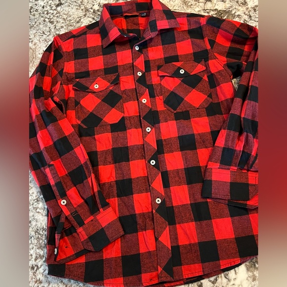 M NEW Design in Italy Flannel Shirt Mens Red Black Plaid Two Pockets Long Sleeve - Picture 1 of 6